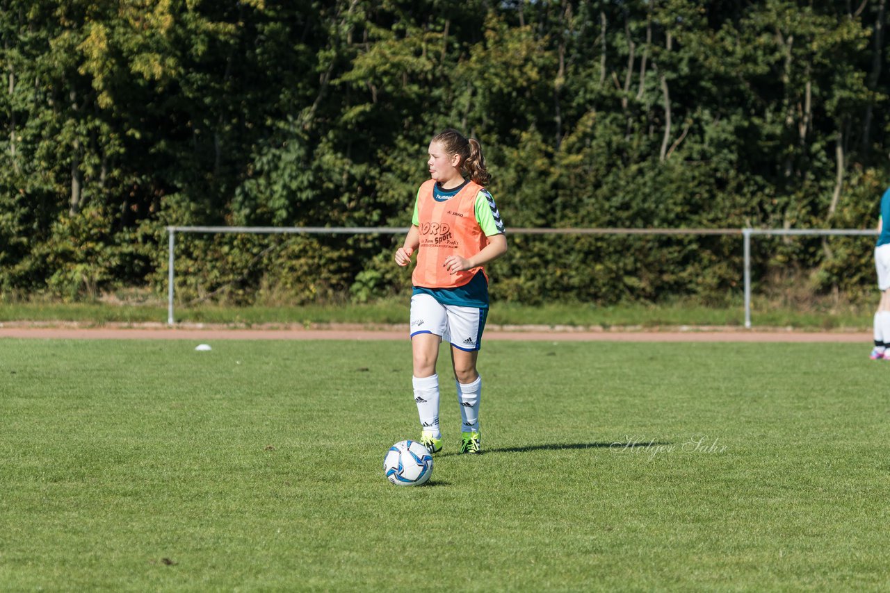 Bild 137 - B-Juniorinnen Krummesser SV - SV Henstedt Ulzburg : Ergebnis: 0:3